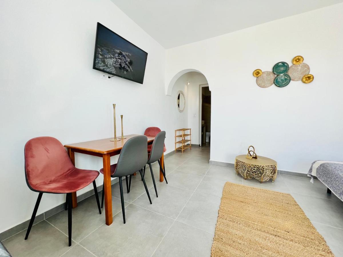 Family Villages Santorini Vlychada Екстер'єр фото
